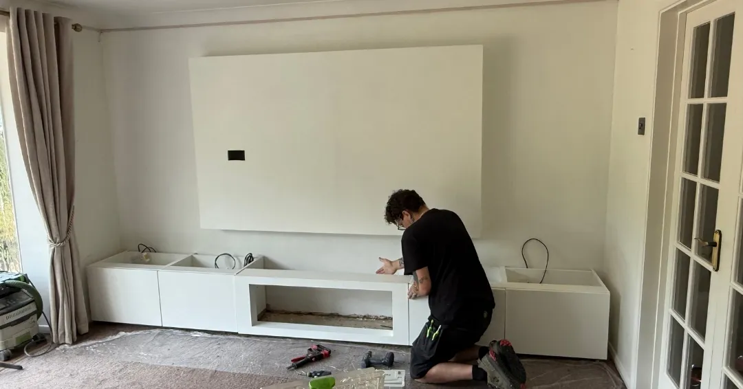 Contemporary media unit design